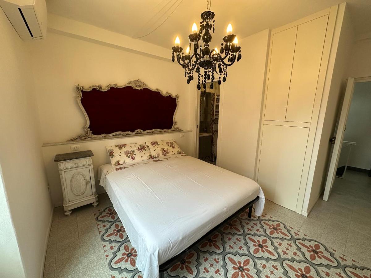 Elegante Stanza Rossa Mottino23 Bed and Breakfast Lerici Buitenkant foto